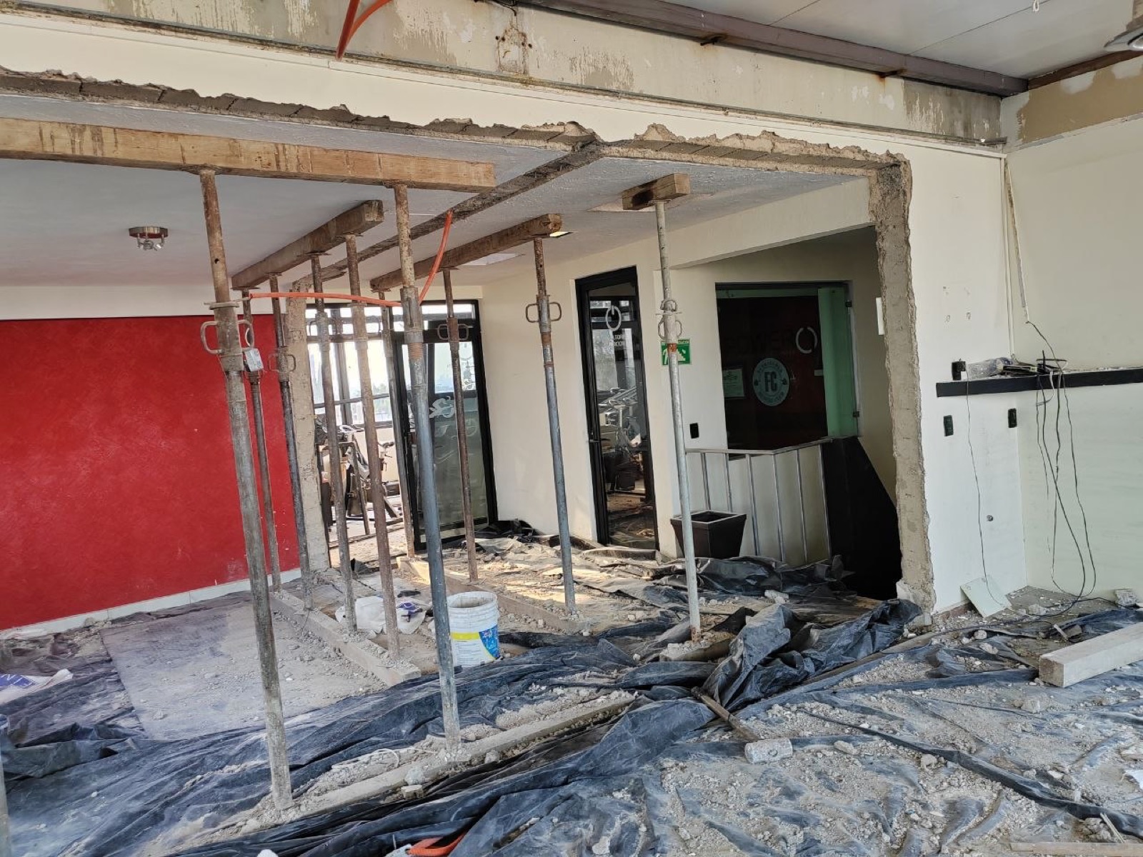 Remodelación del cuarto piso de PowerON